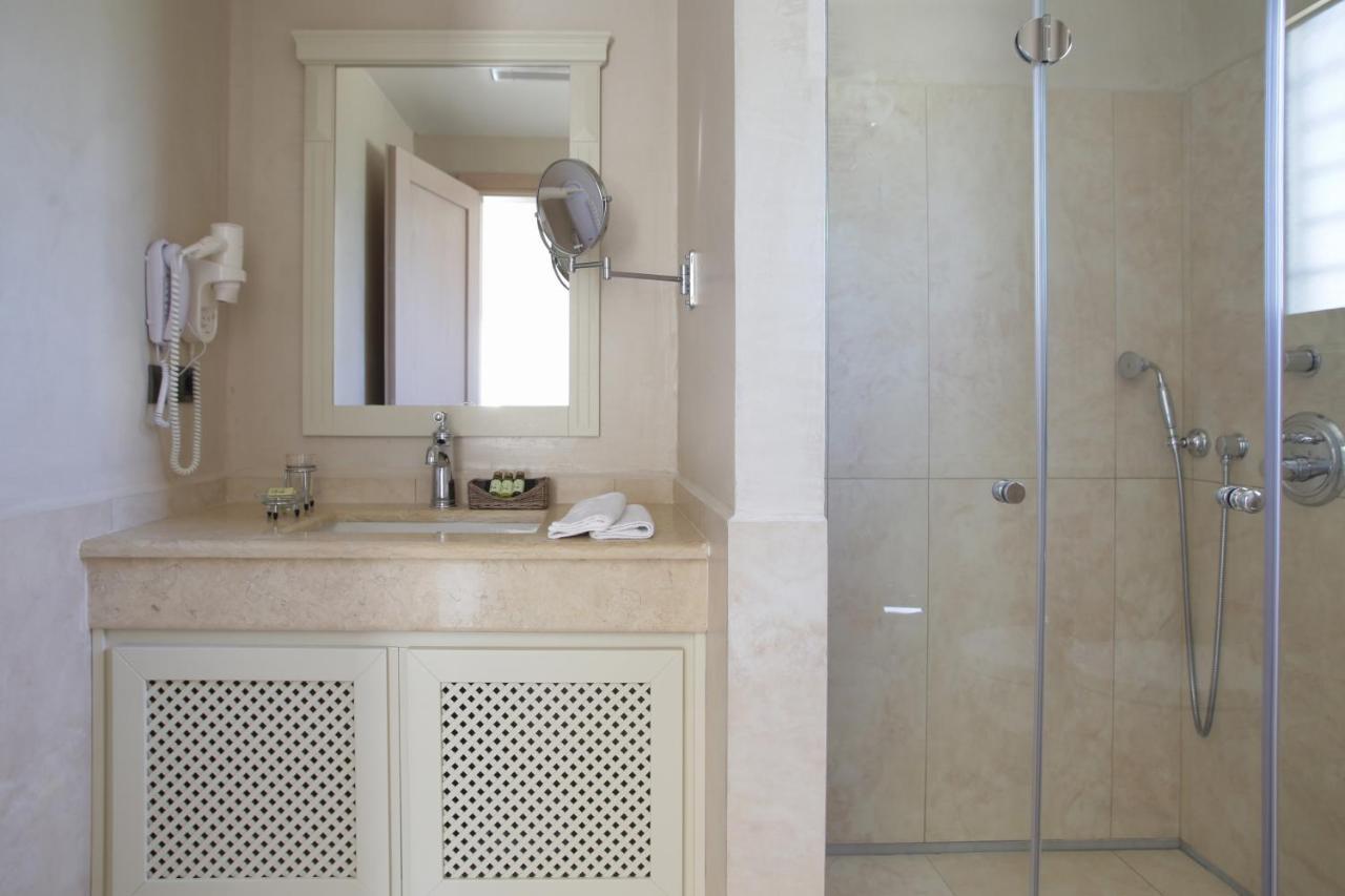 Costa Rossa Boutique Hotel - Adults Only Lixoúri Eksteriør bilde